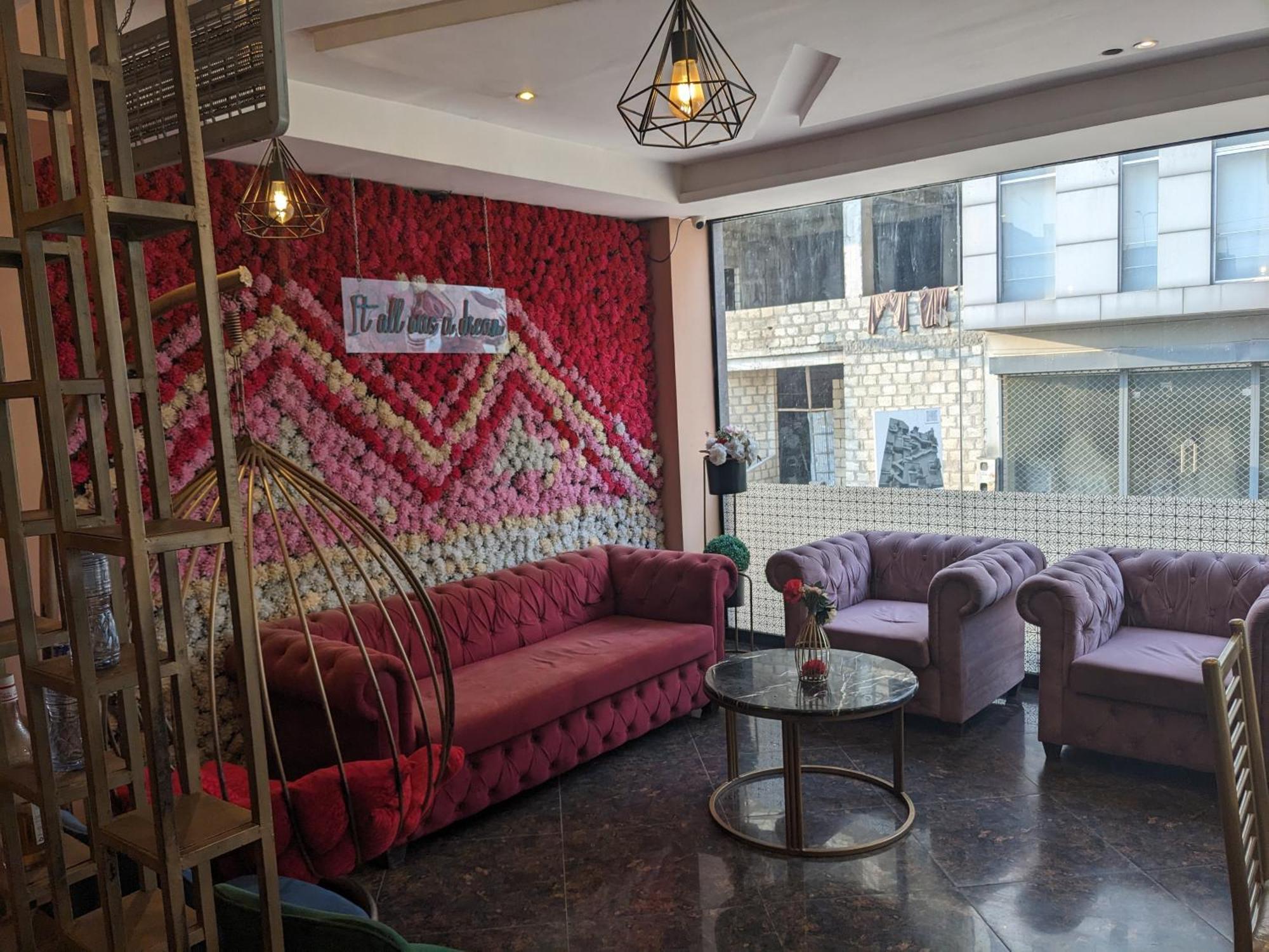 Nuva Hotel Islamabad Extérieur photo