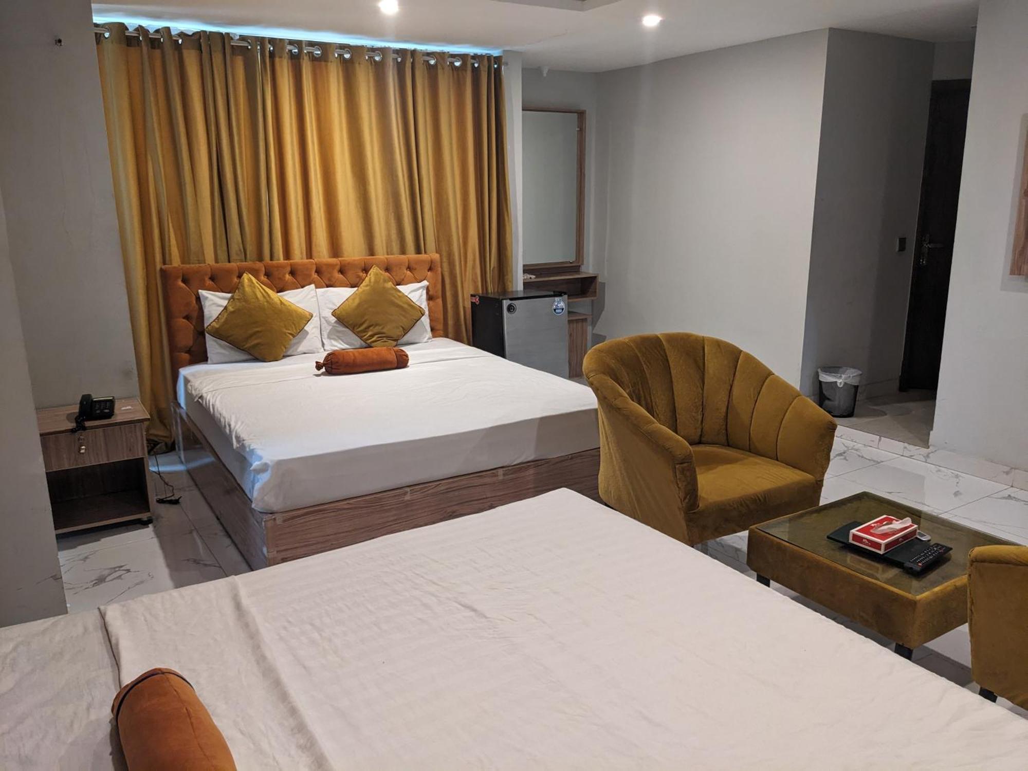 Nueva Hotel Islamabad Extérieur photo