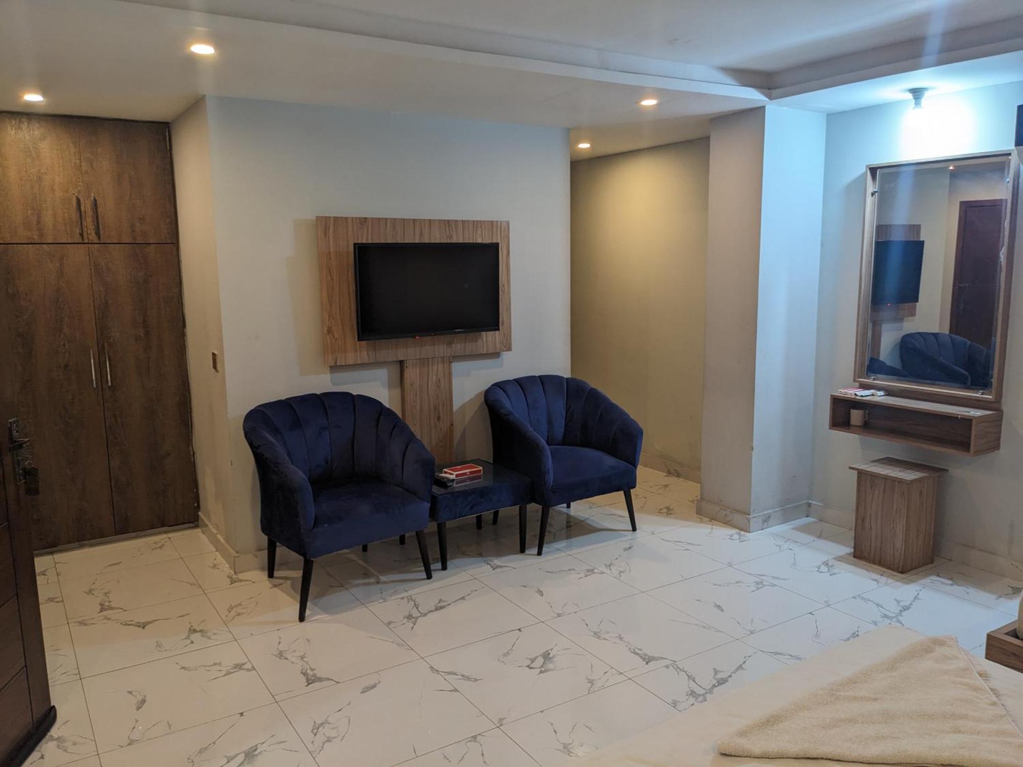 Nueva Hotel Islamabad Extérieur photo