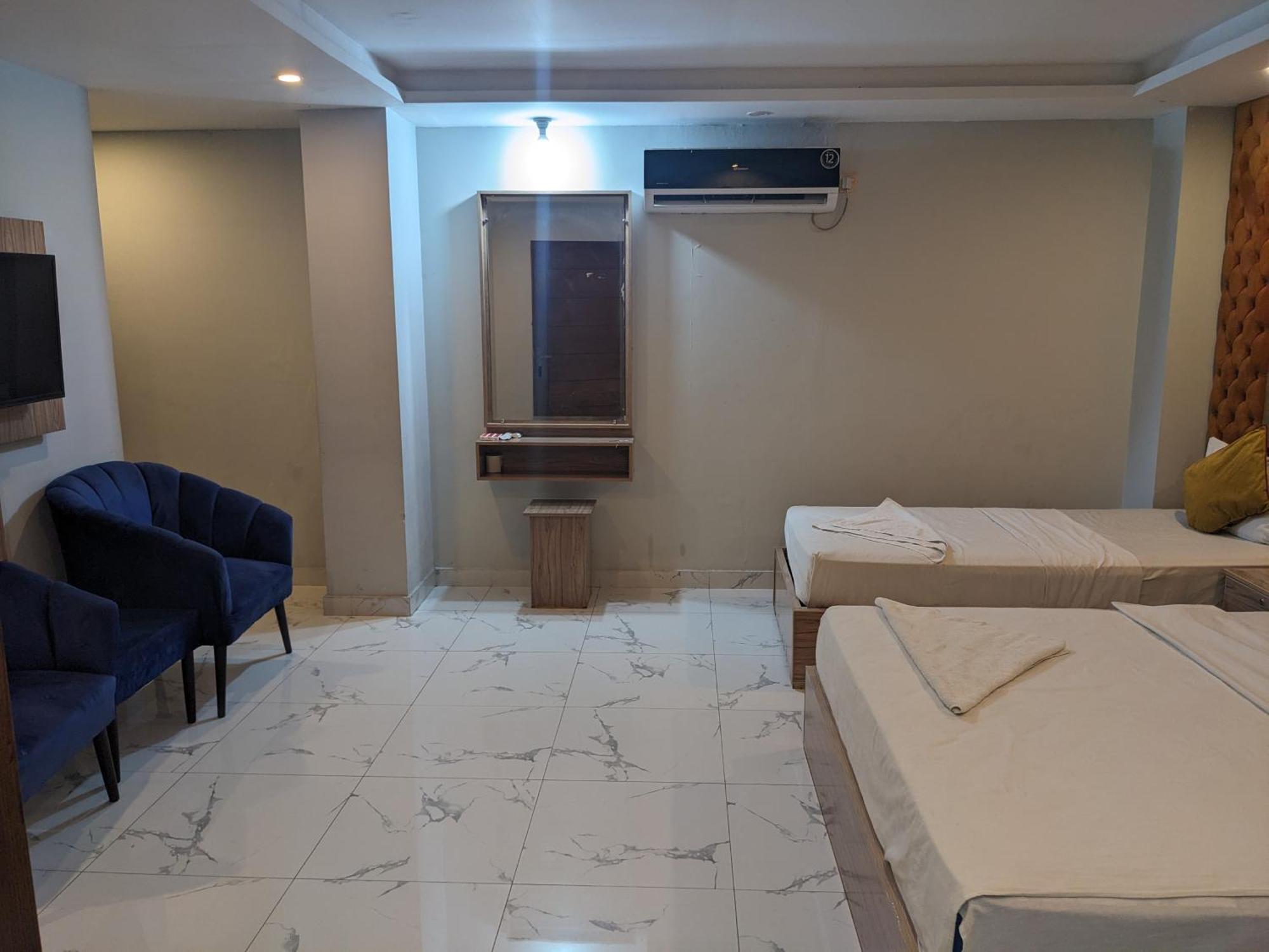 Nueva Hotel Islamabad Extérieur photo