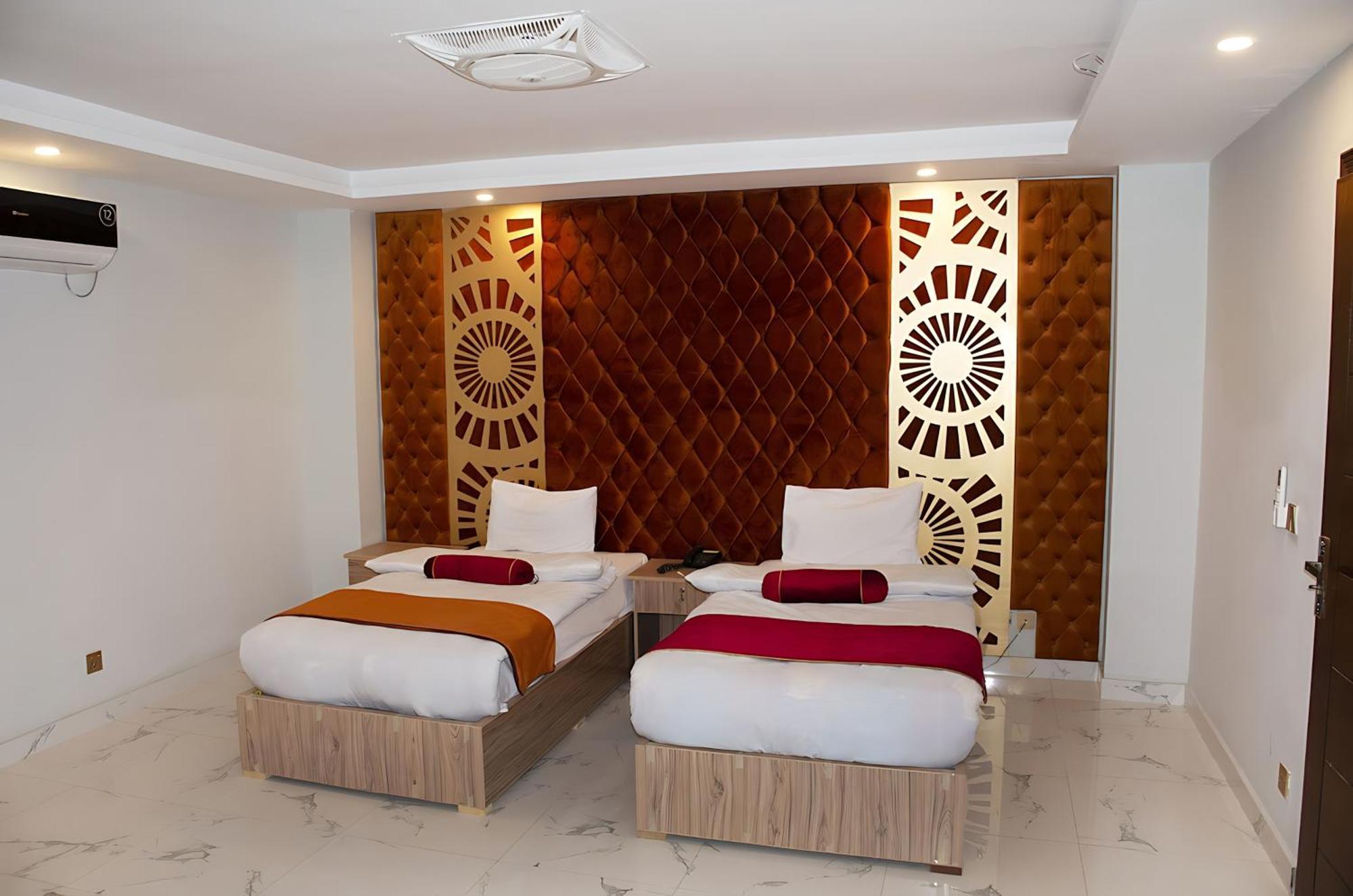Nuva Hotel Islamabad Extérieur photo